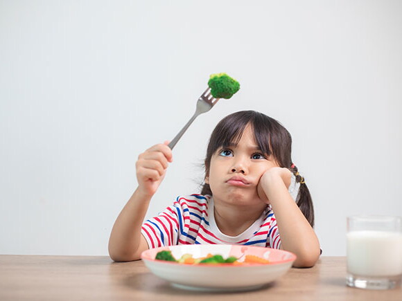 Is My Kid a Picky Eater? Signs of Picky Eating and How to Get Your Kid Back on Track