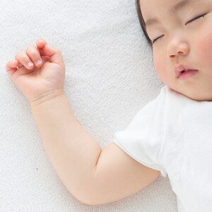 The Proper Sleeping Positions for Baby