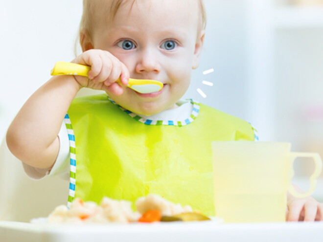 Baby Self Feeding – What to Expect?